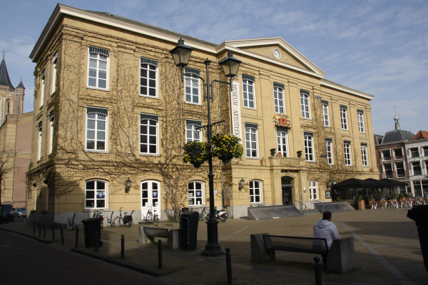stadhuis-gorinchem-uitg